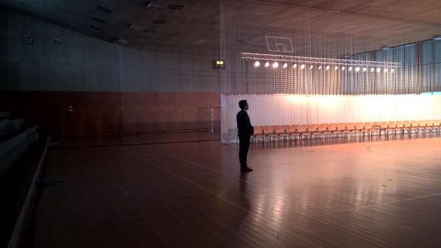 A MetaIgreja de Cedofeita 16 Homem em pavilhão